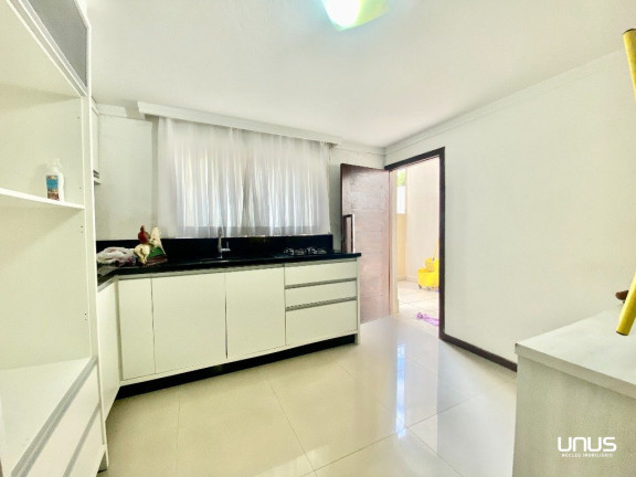 Imagem Casa com 7 Quartos à Venda, 360 m² em Ipiranga - São José