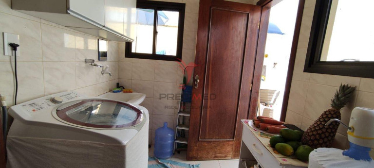 Imagem Casa de Condomínio com 3 Quartos à Venda, 204 m² em Estrada Do Coco - Lauro De Freitas Imagem Casa de Condomínio com 3 Quartos à Venda, 204 m² em Estrada Do Coco - Lauro De Freitas