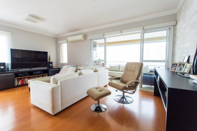 Foto do imóvel Imóvel com 3 Quartos à Venda, 137 m² em Vila Olímpia - São Paulo