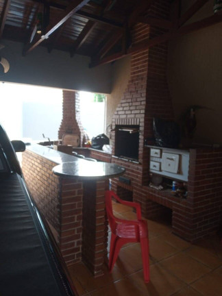 Imagem Casa com 3 Quartos à Venda, 267 m² em Parque Veneza - Arapongas