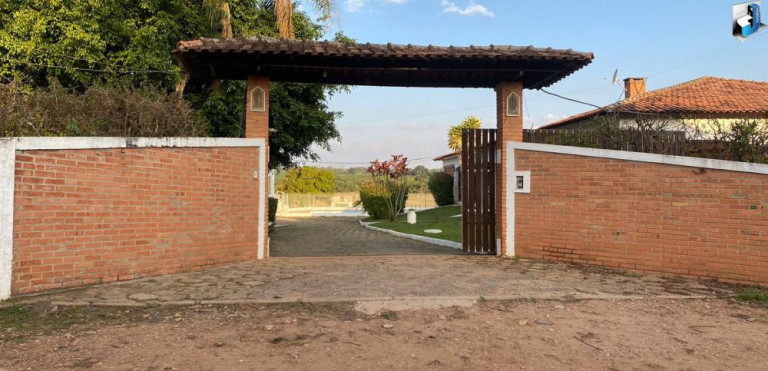 Imagem Imóvel com 8 Quartos à Venda, 1.500 m² em Jardim Lucila - Tatuí