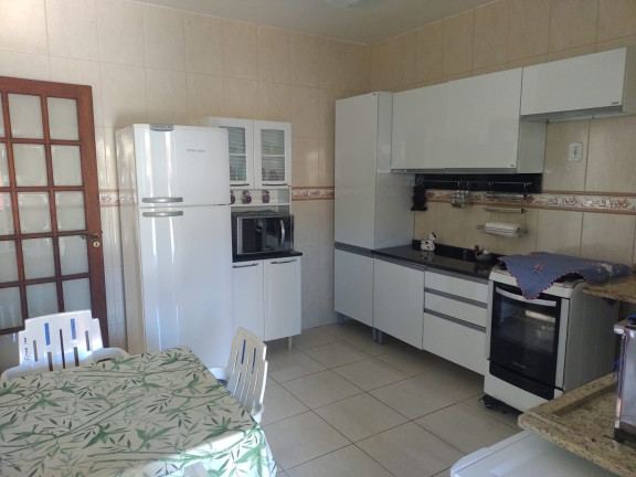 Imagem Casa com 2 Quartos à Venda, 160 m² em Parque Hotel - Araruama Imagem Casa com 2 Quartos à Venda, 160 m² em Parque Hotel - Araruama