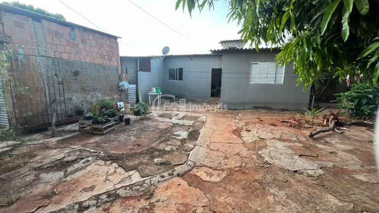 Imagem Casa com 4 Quartos à Venda, 300 m² em Monte Castelo - Campo Grande