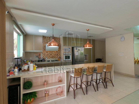 Imagem Casa com 4 Quartos para Alugar,  em Tarumã - Manaus