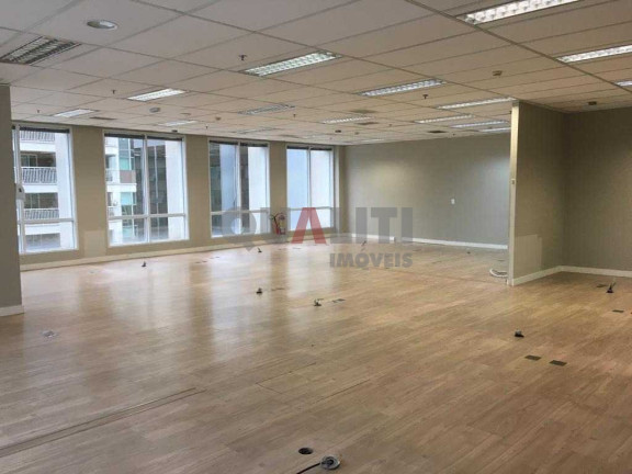 Imagem Sala Comercial para Alugar, 226 m² em Vila Olímpia - São Paulo Imagem Sala Comercial para Alugar, 226 m² em Vila Olímpia - São Paulo