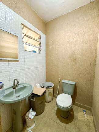 Imagem Sobrado com 3 Quartos à Venda, 451 m² em Boqueirão - Praia Grande