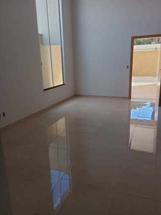 Casa com 4 Quartos à Venda, 370 m² em Vila Miguel Jorge - Anápolis