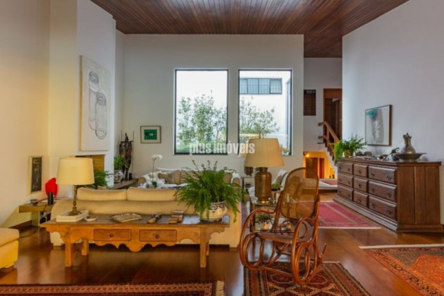 Imagem Casa com 4 Quartos à Venda, 440 m² em Jardim Guedala - São Paulo