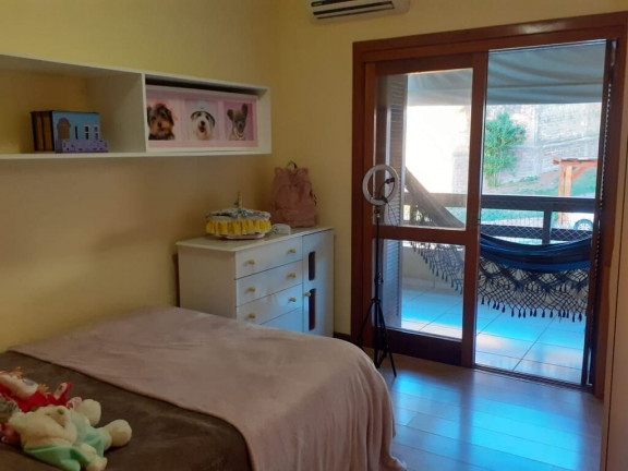 Imagem Casa de Condomínio com 4 Quartos à Venda, 251 m² em Nonoai - Porto Alegre