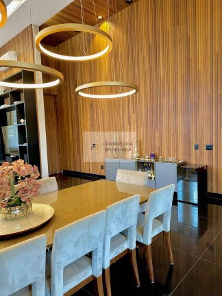 Imagem Casa com 4 Quartos à Venda, 398 m² em Residencial Goiânia Golfe Clube - Goiânia Imagem Casa com 4 Quartos à Venda, 398 m² em Residencial Goiânia Golfe Clube - Goiânia