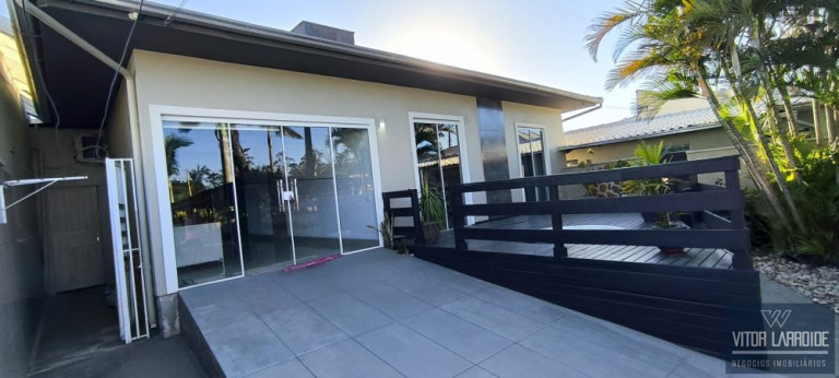Imagem Casa com 3 Quartos à Venda, 170 m² em São João (margem Esquerda) - Tubarão