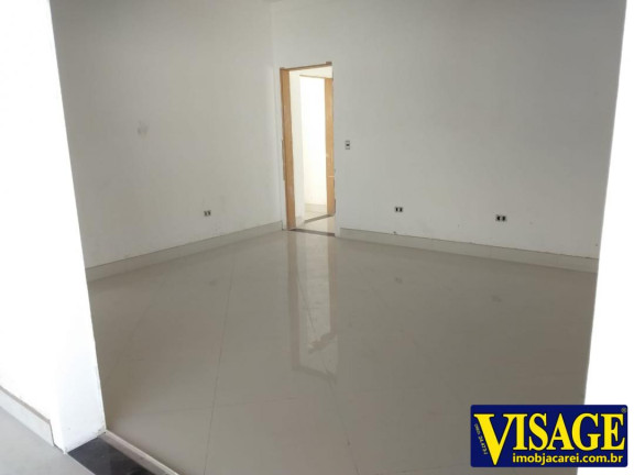 Imagem Casa com 3 Quartos à Venda, 375 m² em Jd. Coleginho - Jacareí Imagem Casa com 3 Quartos à Venda, 375 m² em Jd. Coleginho - Jacareí