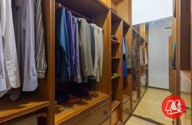 Imagem Cobertura com 3 Quartos à Venda, 244 m² em Petrópolis - Porto Alegre