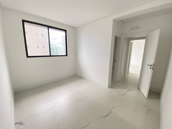 Imagem Apartamento com 3 Quartos à Venda, 127 m² em Meia Praia - Itapema