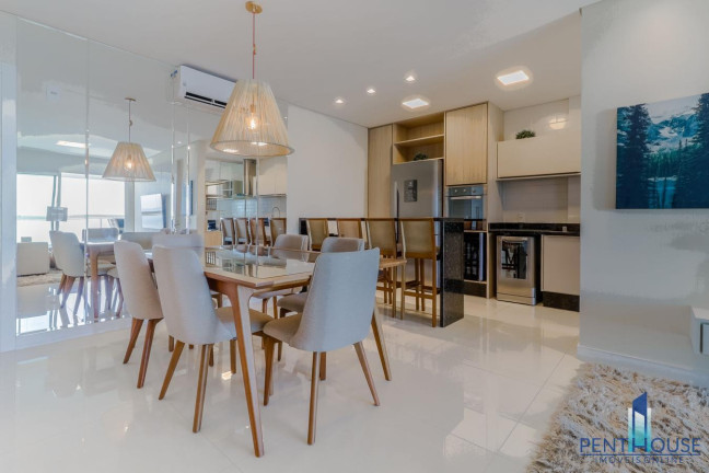 Apartamento com 3 Quartos à Venda, 144 m² em Praia Dos Amores - Balneário Camboriú