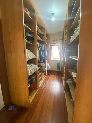 Imagem Casa com 4 Quartos à Venda, 315 m² em Trindade - Florianópolis Imagem Casa com 4 Quartos à Venda, 315 m² em Trindade - Florianópolis