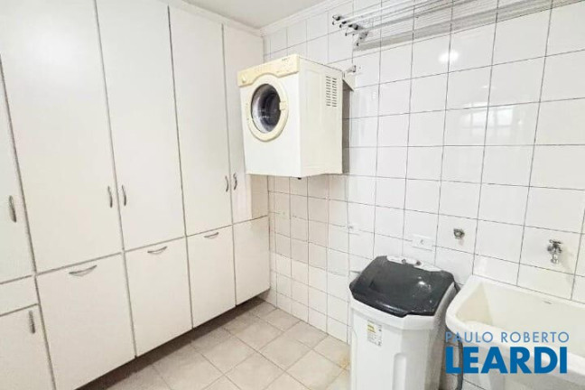Imagem Sobrado com 3 Quartos à Venda, 338 m² em Campestre - Santo André