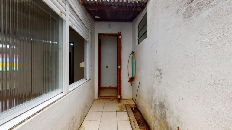 Imagem Imóvel com 4 Quartos à Venda, em Guarujá - Porto Alegre Imagem Imóvel com 4 Quartos à Venda, em Guarujá - Porto Alegre