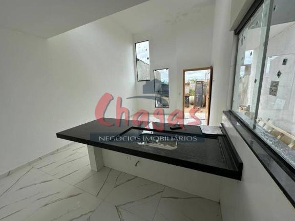 Imagem Casa com 2 Quartos à Venda, 70 m² em Praia Das Palmeiras - Caraguatatuba