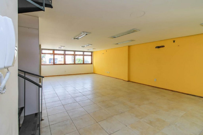 Imagem Sala Comercial à Venda, 219 m² em Petrópolis - Porto Alegre Imagem Sala Comercial à Venda, 219 m² em Petrópolis - Porto Alegre