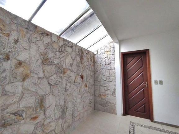 Imagem Casa com 3 Quartos à Venda, 280 m² em Tijuca - Teresópolis