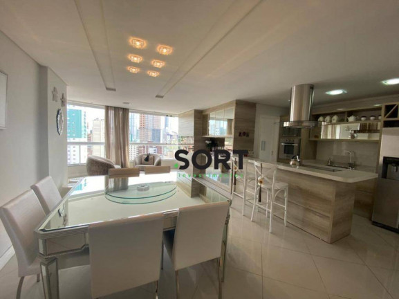 Imagem Apartamento com 2 Quartos à Venda, 98 m² em Centro - Balneário Camboriú