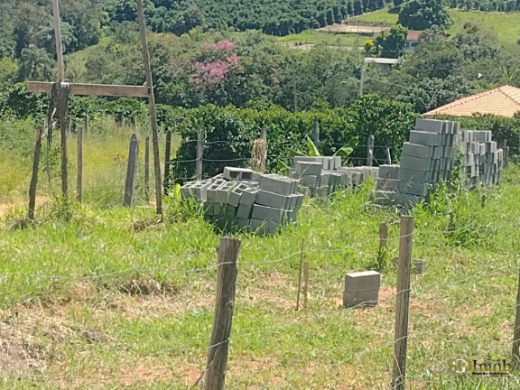 Chácara à Venda, 300 m² em Roxela - Andradas