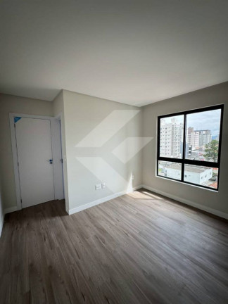 Apartamento com 2 Quartos à Venda, 74 m² em Vila Operária - Itajaí