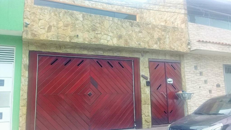 Sobrado com 3 Quartos à Venda, 131 m² em Jardim Monte Cristo - Suzano