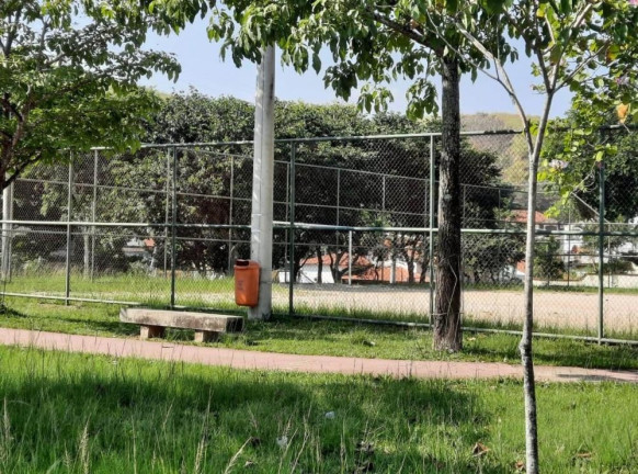Imagem Imóvel com 2 Quartos à Venda, 75 m² em Campo Grande - Rio De Janeiro