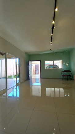 Imagem Casa com 3 Quartos à Venda, 250 m² em Jardim Oasis - Taubaté Imagem Casa com 3 Quartos à Venda, 250 m² em Jardim Oasis - Taubaté