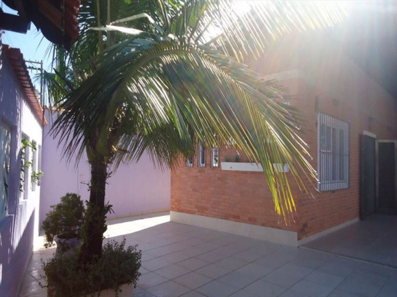 Imagem Casa com 3 Quartos à Venda, 140 m² em Jequitiba - Itanhaem