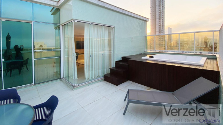 Imagem Apartamento com 4 Quartos à Venda, 240 m² em Centro - Balneário Camboriú Imagem Apartamento com 4 Quartos à Venda, 240 m² em Centro - Balneário Camboriú