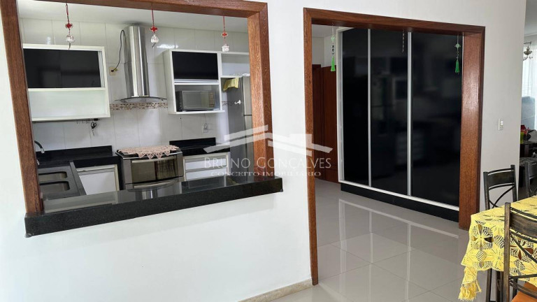Imagem Casa com 4 Quartos à Venda, 525 m² em Outeiro Da Glória - Porto Seguro Imagem Casa com 4 Quartos à Venda, 525 m² em Outeiro Da Glória - Porto Seguro