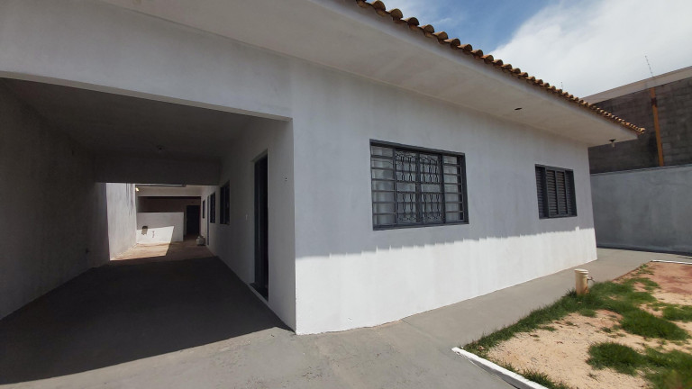 Imagem Casa com 3 Quartos à Venda, 224 m² em Jardim Tijuca - Campo Grande Imagem Casa com 3 Quartos à Venda, 224 m² em Jardim Tijuca - Campo Grande