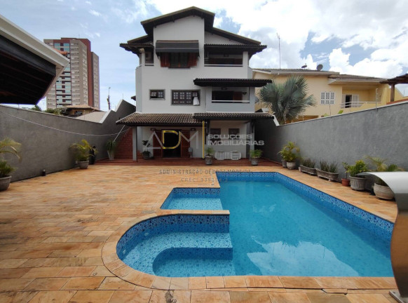 Casa com 4 Quartos à Venda, 500 m² em Vila Assumpção - Botucatu