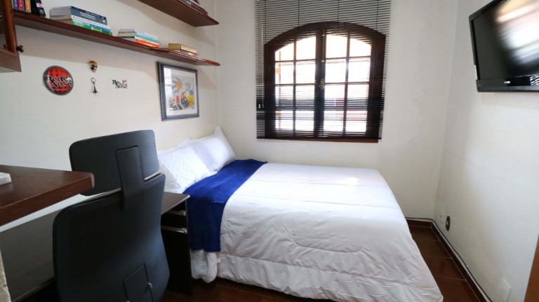 Imagem Sobrado com 3 Quartos à Venda, 250 m² em Vila Sônia - São Paulo