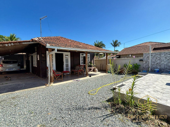 Imagem Casa com 3 Quartos à Venda, 360 m² em Salinas - Balneário Barra Do Sul Imagem Casa com 3 Quartos à Venda, 360 m² em Salinas - Balneário Barra Do Sul