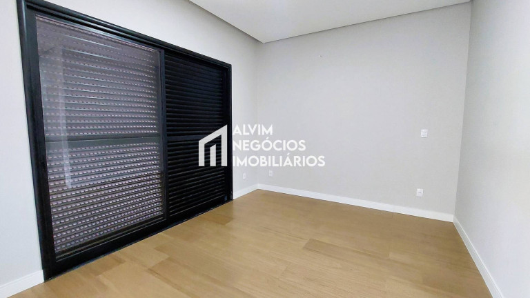 Imagem Sobrado com 3 Quartos à Venda, 250 m² em Condomínio Residencial Floresta - São José Dos Campos Imagem Sobrado com 3 Quartos à Venda, 250 m² em Condomínio Residencial Floresta - São José Dos Campos