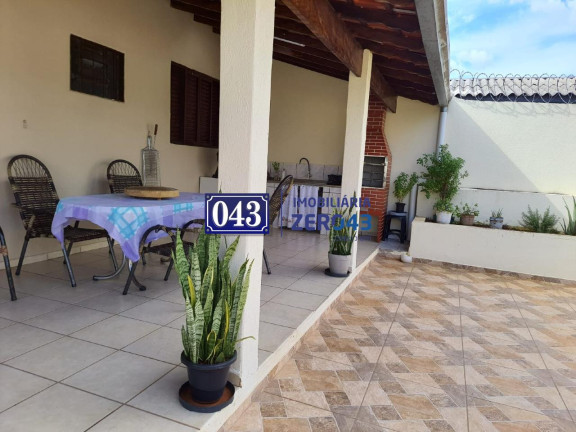 Imagem Casa com 5 Quartos à Venda, 202 m² em Industrial - Londrina Imagem Casa com 5 Quartos à Venda, 202 m² em Industrial - Londrina
