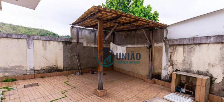 Imagem Casa com 4 Quartos à Venda, 600 m² em São Francisco - Niterói Imagem Casa com 4 Quartos à Venda, 600 m² em São Francisco - Niterói