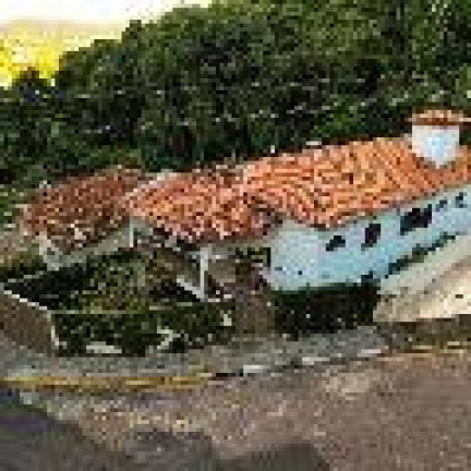 Imagem Casa com 3 Quartos à Venda, 383 m² em Centro - Serra Negra Imagem Casa com 3 Quartos à Venda, 383 m² em Centro - Serra Negra