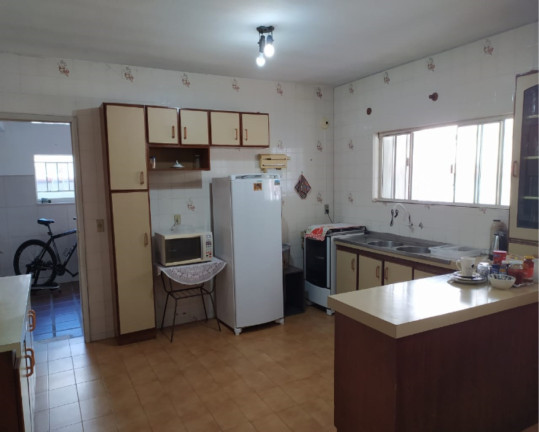 Imagem Casa com 3 Quartos à Venda, 185 m² em Bucarein - Joinville