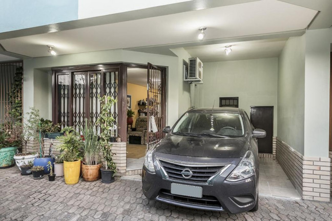 Imagem Casa de Condomínio com 3 Quartos à Venda, 135 m² em Ipanema - Porto Alegre