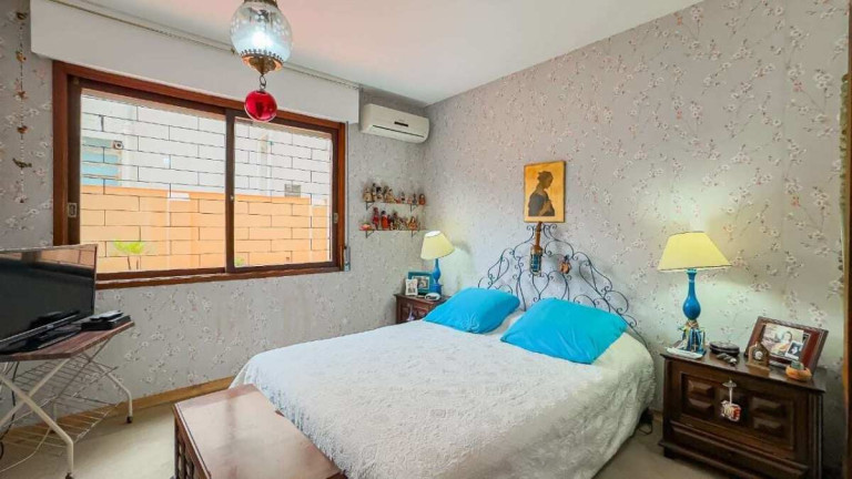 Imagem Apartamento com 3 Quartos à Venda, 99 m² em Floresta - Porto Alegre Imagem Apartamento com 3 Quartos à Venda, 99 m² em Floresta - Porto Alegre