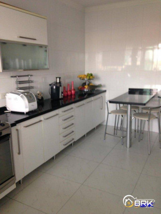 Sobrado com 3 Quartos à Venda ou Locação, 210 m² em Vila Guilhermina - São Paulo