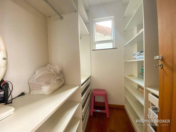 Imagem Casa com 4 Quartos à Venda, 160 m² em Iucas - Teresópolis