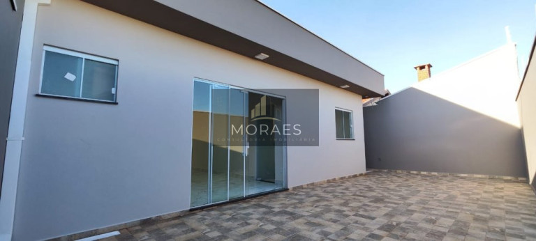 Imagem Casa com 3 Quartos à Venda, 156 m² em Lívia I - Botucatu