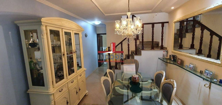 Imagem Casa com 4 Quartos à Venda, 205 m² em Vila Pedra Branca - São Paulo Imagem Casa com 4 Quartos à Venda, 205 m² em Vila Pedra Branca - São Paulo
