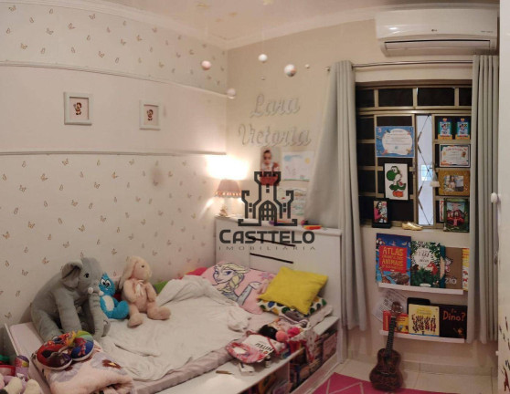 Imagem Casa com 4 Quartos à Venda, 128 m² em Ernani De Moura Lima - Londrina Imagem Casa com 4 Quartos à Venda, 128 m² em Ernani De Moura Lima - Londrina